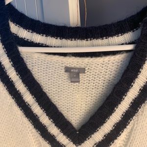 aerie Sweaters - Aerie Oversized V-Neck Sweater aerie Sweaters - Aerie Oversized V-Neck Sweater